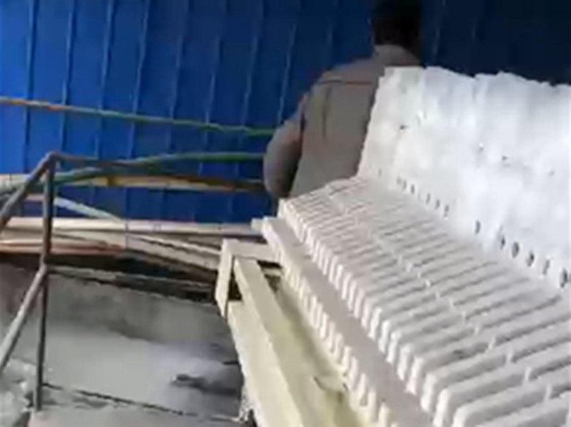 自动振打压滤机